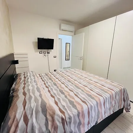 Amy House - Con Giardino Apartment *